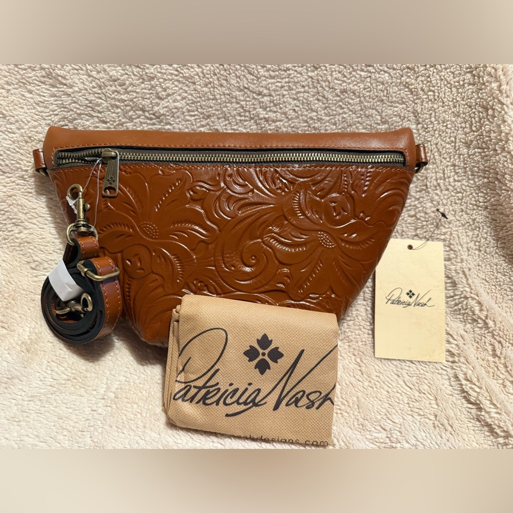 NWT Patricia Nash Leather Tinchi Convertible Bag - belt bag to crossbody - Picture 6 of 13